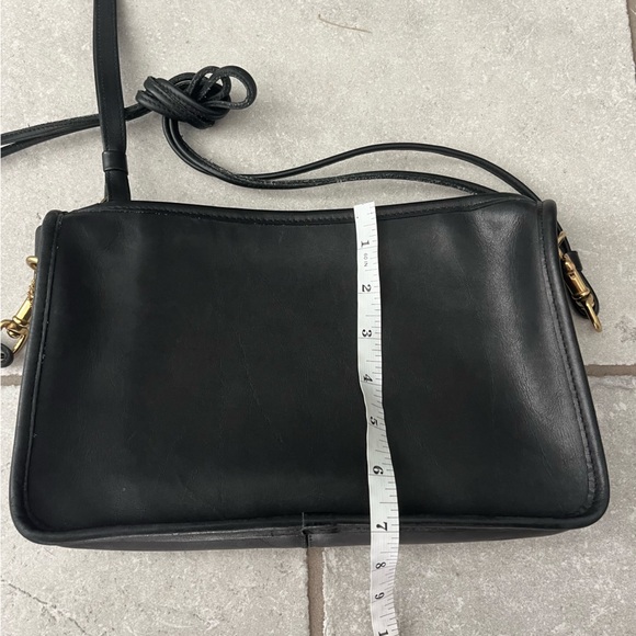 Coach Black Leather Shoulder Bag or Wristlet with Modern Design - Picture 12 of 12